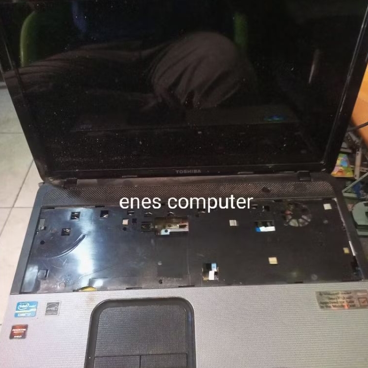 Casing laptop Toshiba c850