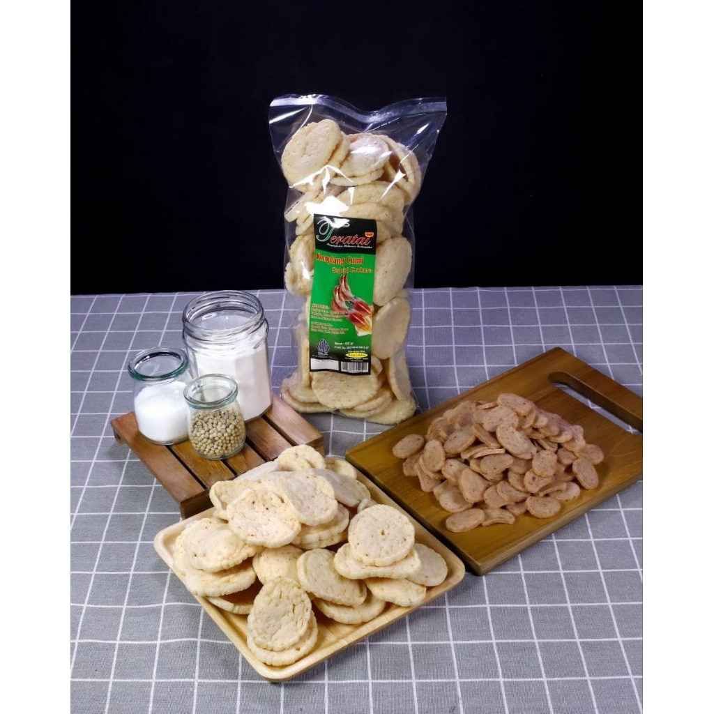 

Kemplang Cumi Asli Bangka Merek Teratai 200 Gram