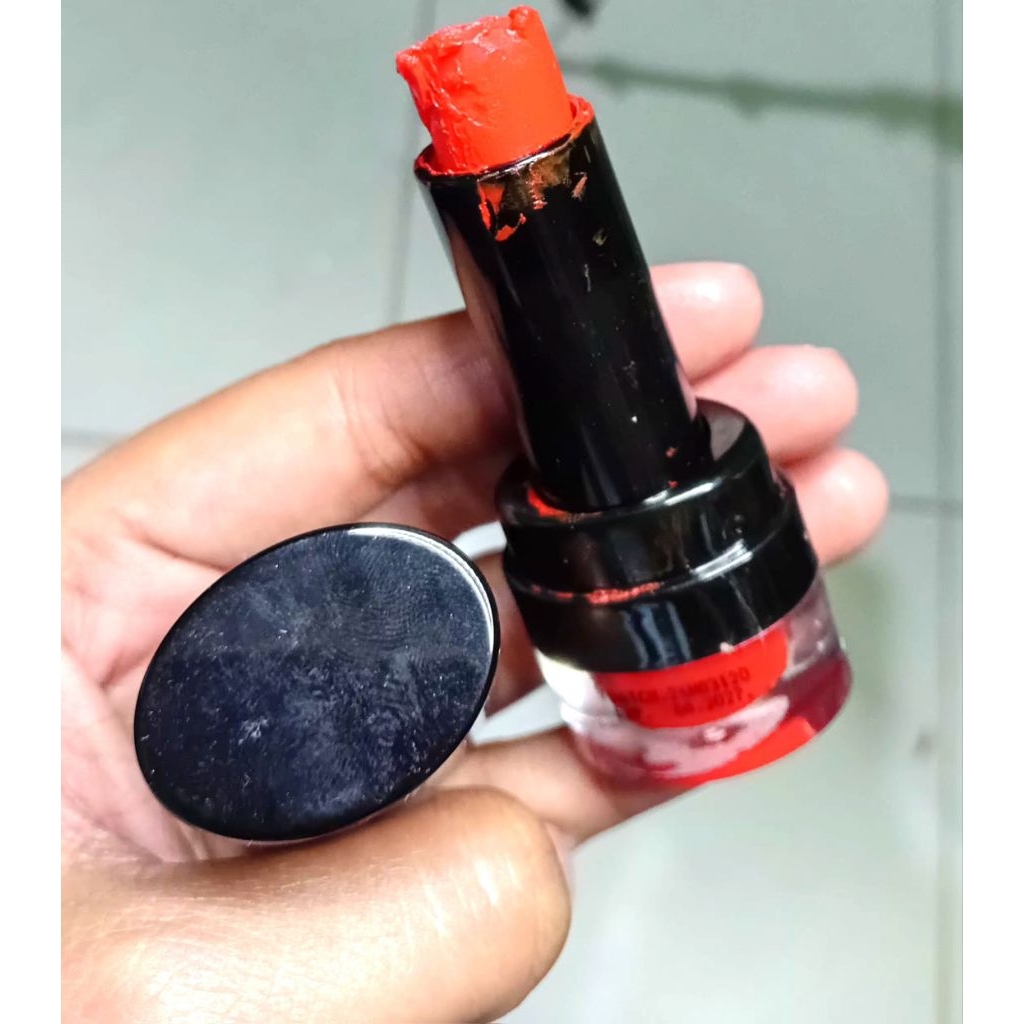 lipstik merah implora no 10 ( preloved )
