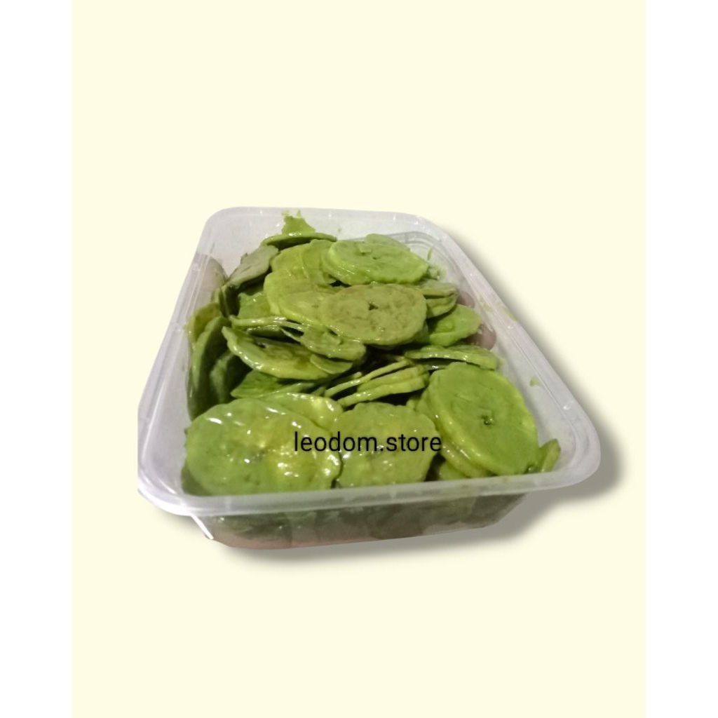 

cemilancepuluh keripik pisang lumer rasa green tea kemasan thinwall 500ml