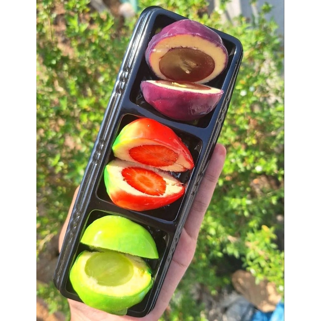 

luckup isi kacang ijo dan buah/co malem kirim pagi