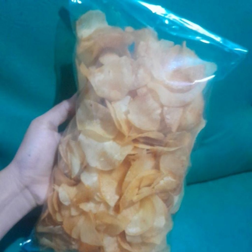 

KERIPIK SINGKONG RASA GURIH PEDAS SEDANG