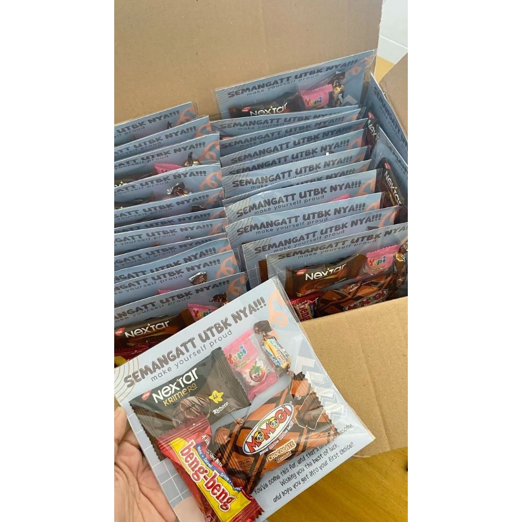 

MINI GIFT SNACK/GIFT WISUDA/GIFT ULTAH