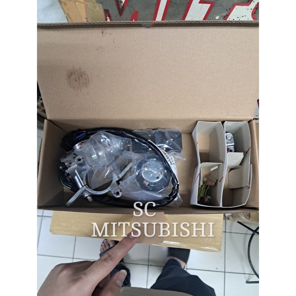 Kunci Kontak Set Komplit Asli Original Mitsubishi L300