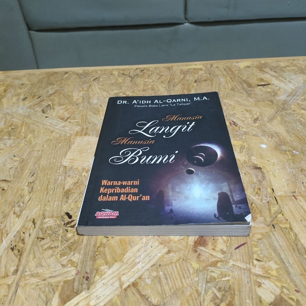 Buku Manusia Langit Manusia Bumi
