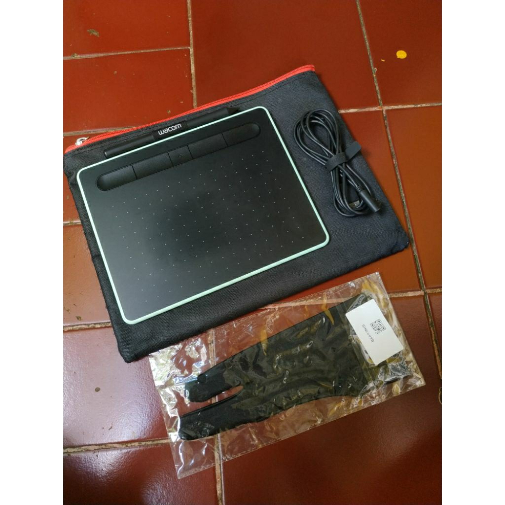 wacom ctl4100Wl wireless bluetooth pentab small bekas