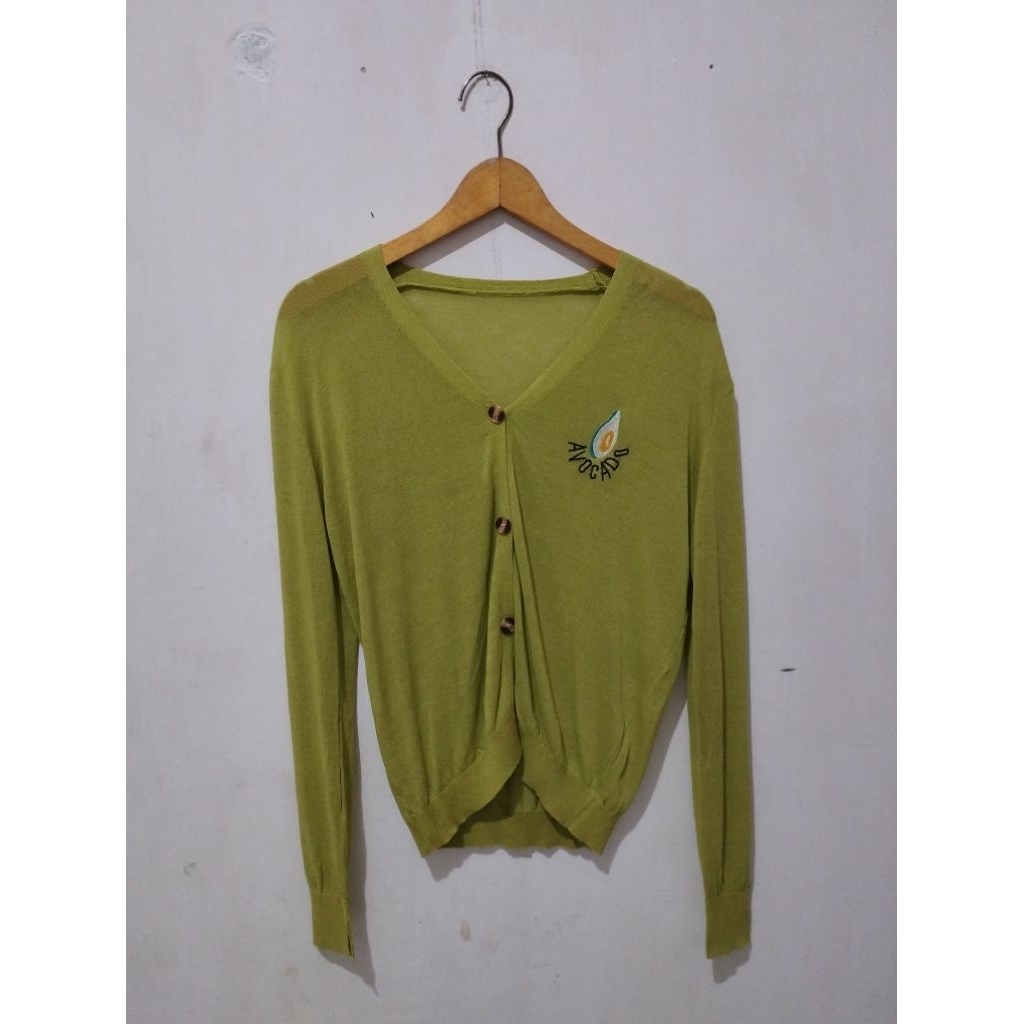 cardigan hijau lemon alpukat