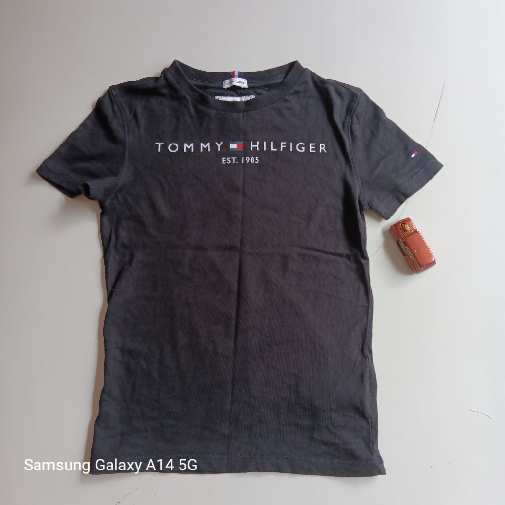Kaos anak Tommy Hilfiger