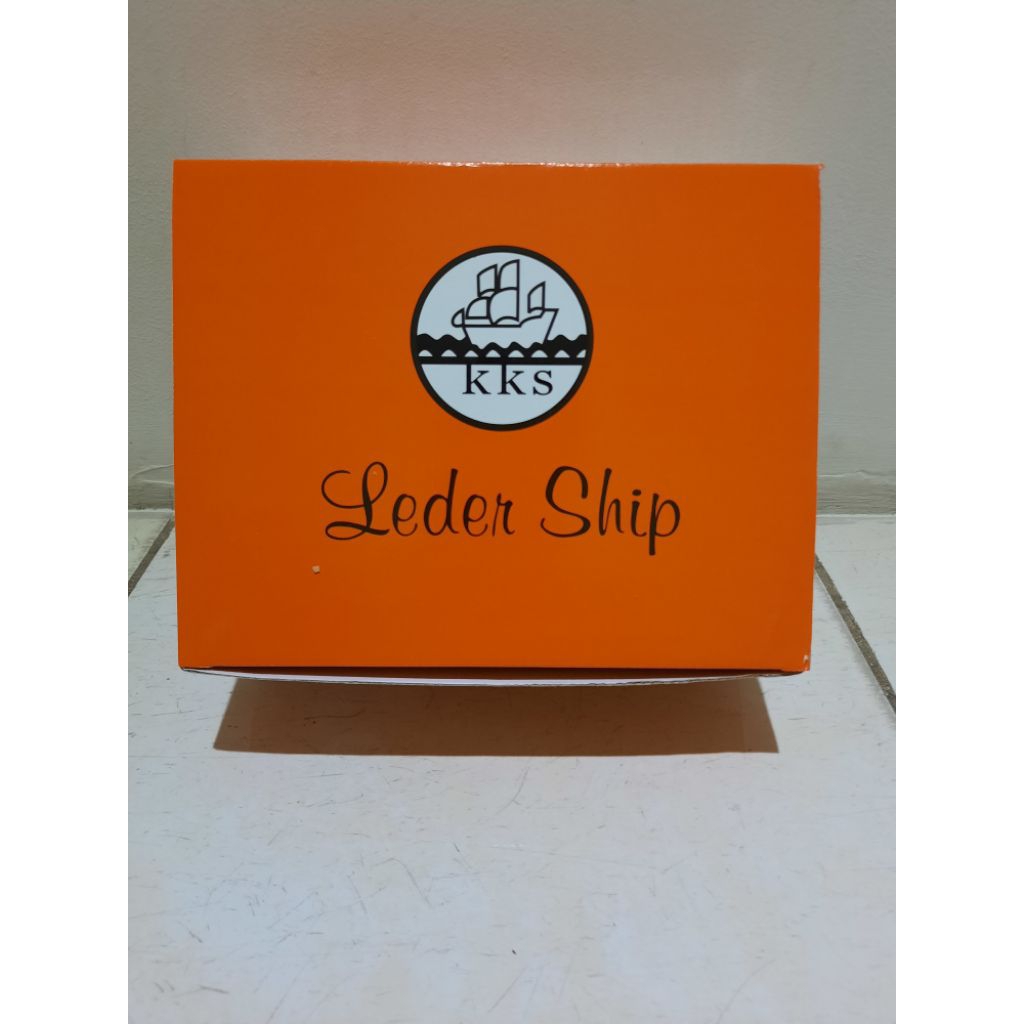 

[1 karton isi 500 bh] Lem korea murah super rekat Ledership \ lem besi super kuat leder ship