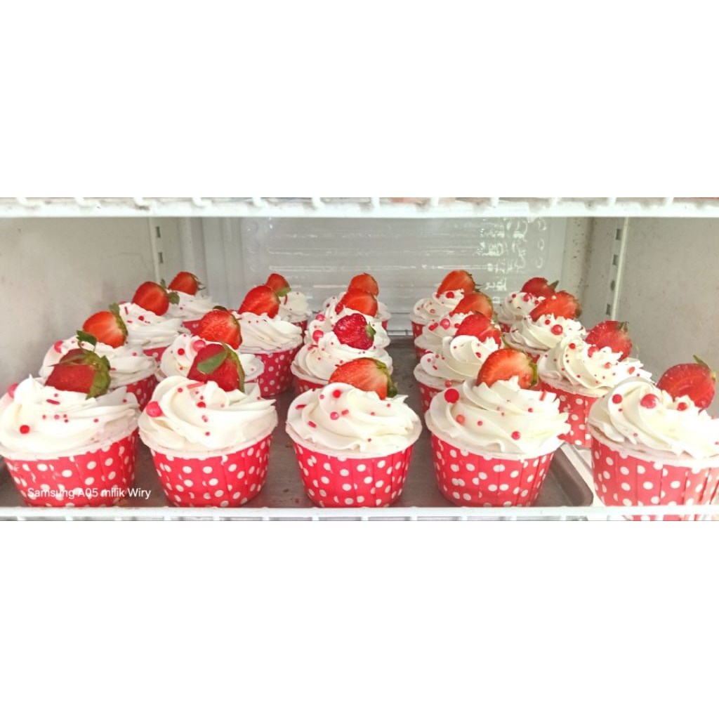 

Cupcake Tema Merah Putih