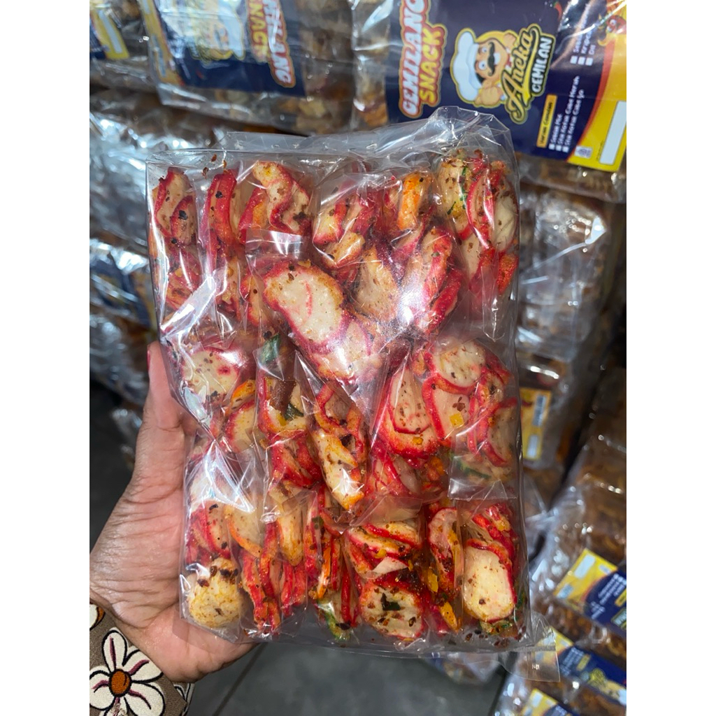 

SEBLAK KENCUR isi 20 pcs kerupuk kencur bulat cemilan snack pedas