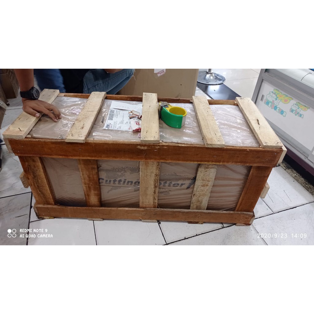 Peti kayu Mesin Cutting jinka 1351