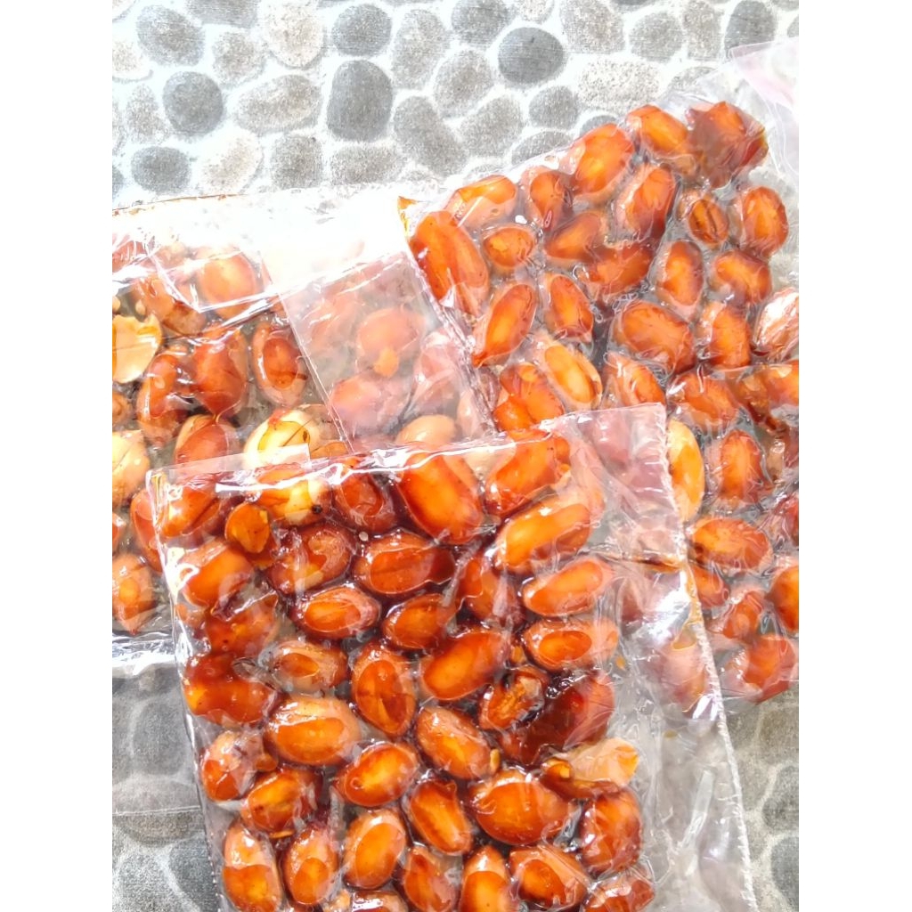 

kacang pedas manis isi 10 pack