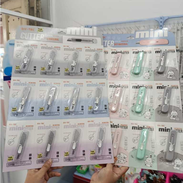 

Kater Mini V-Tec – Cutter Praktis & Tajam untuk Kertas, Kardus, dan Kerajinan Harga Grosir Bisa Cod