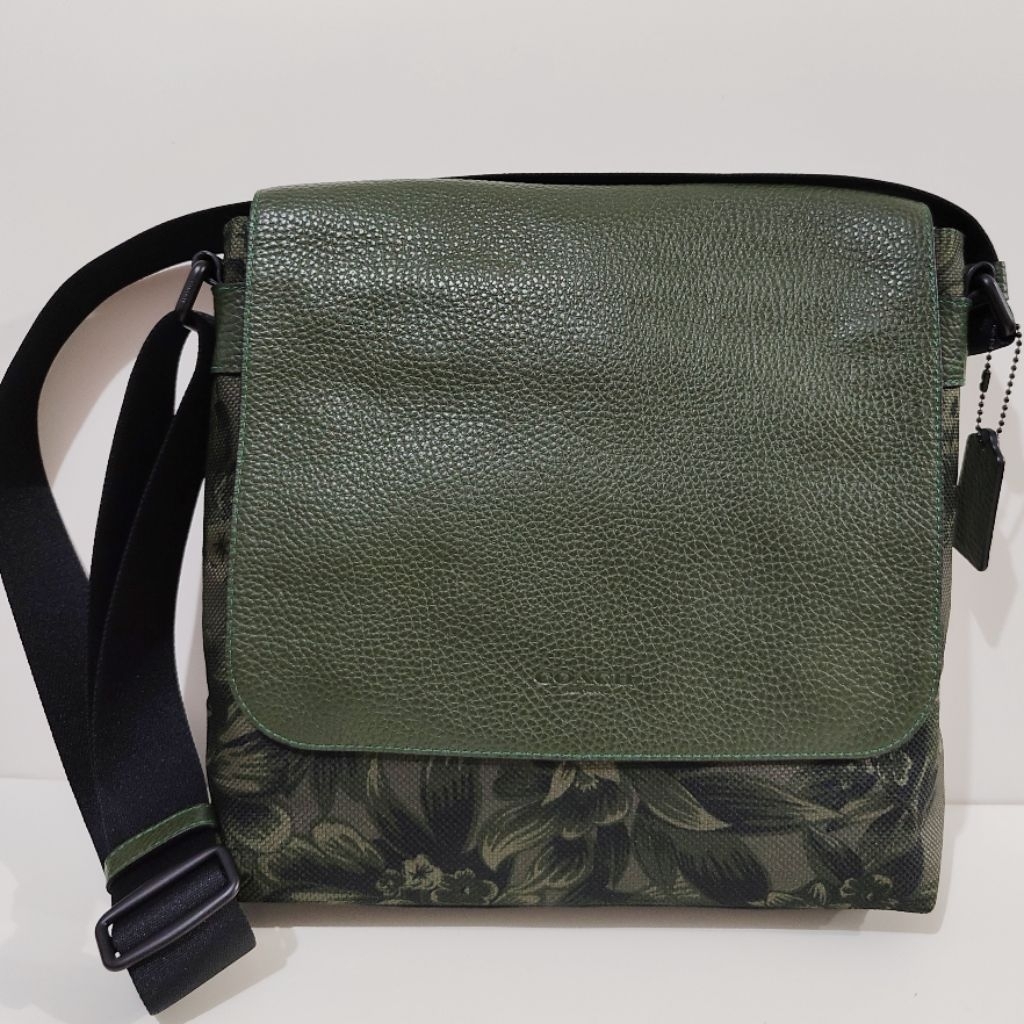 Tas Pria Coach Charles – Messenger Bag Green Floral Hawaiian Like New