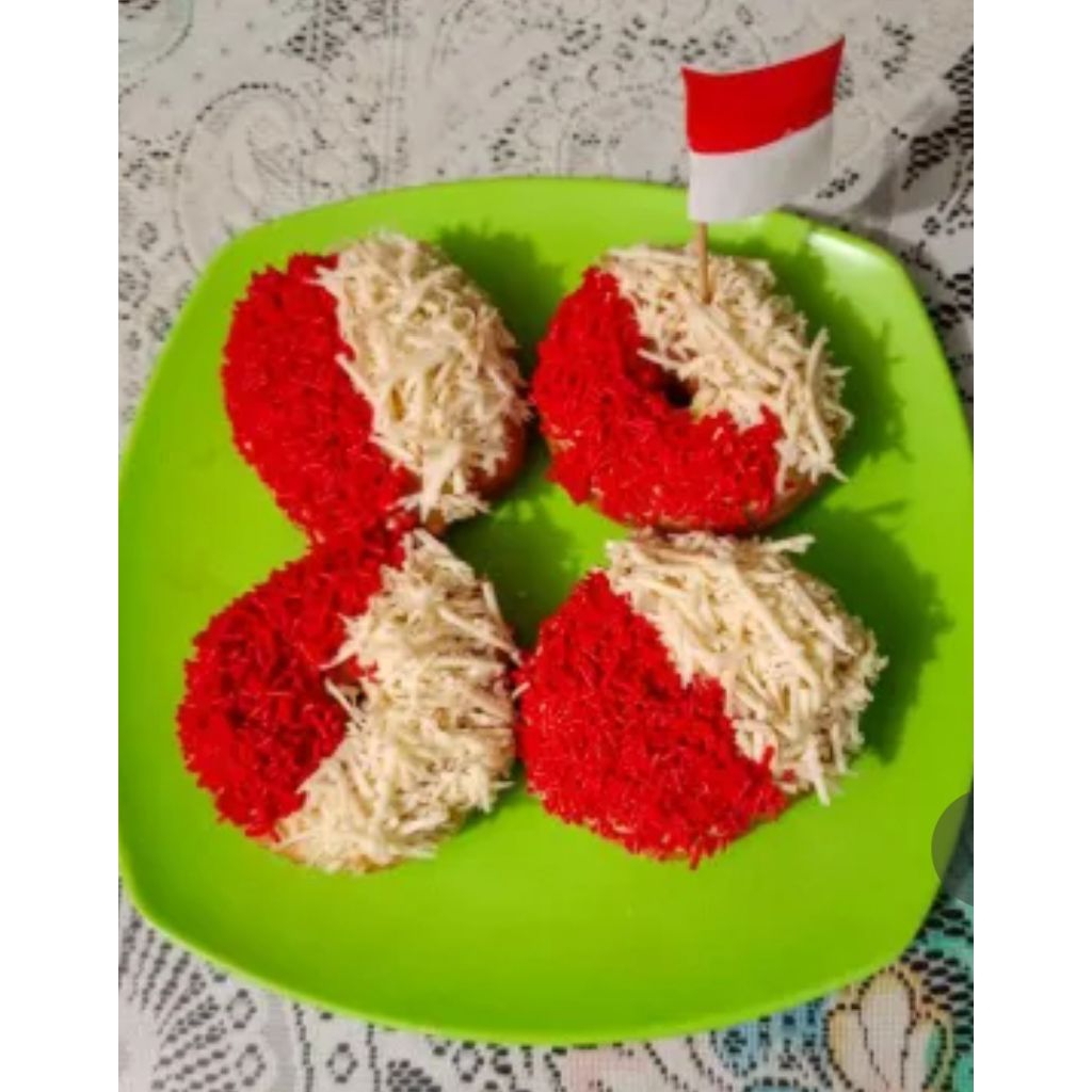 

Donat Kampung Merah Putih Isi 6 dan Isi 12