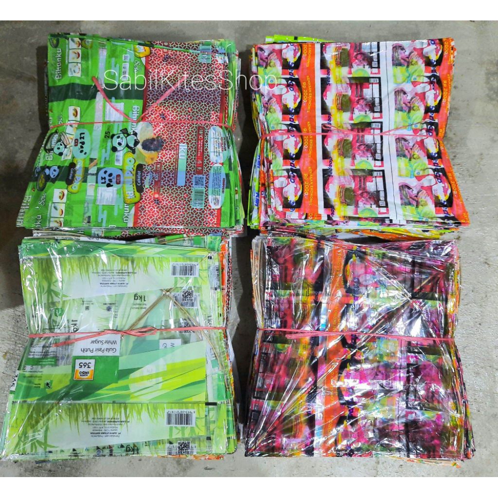 Layangan aduan kertas