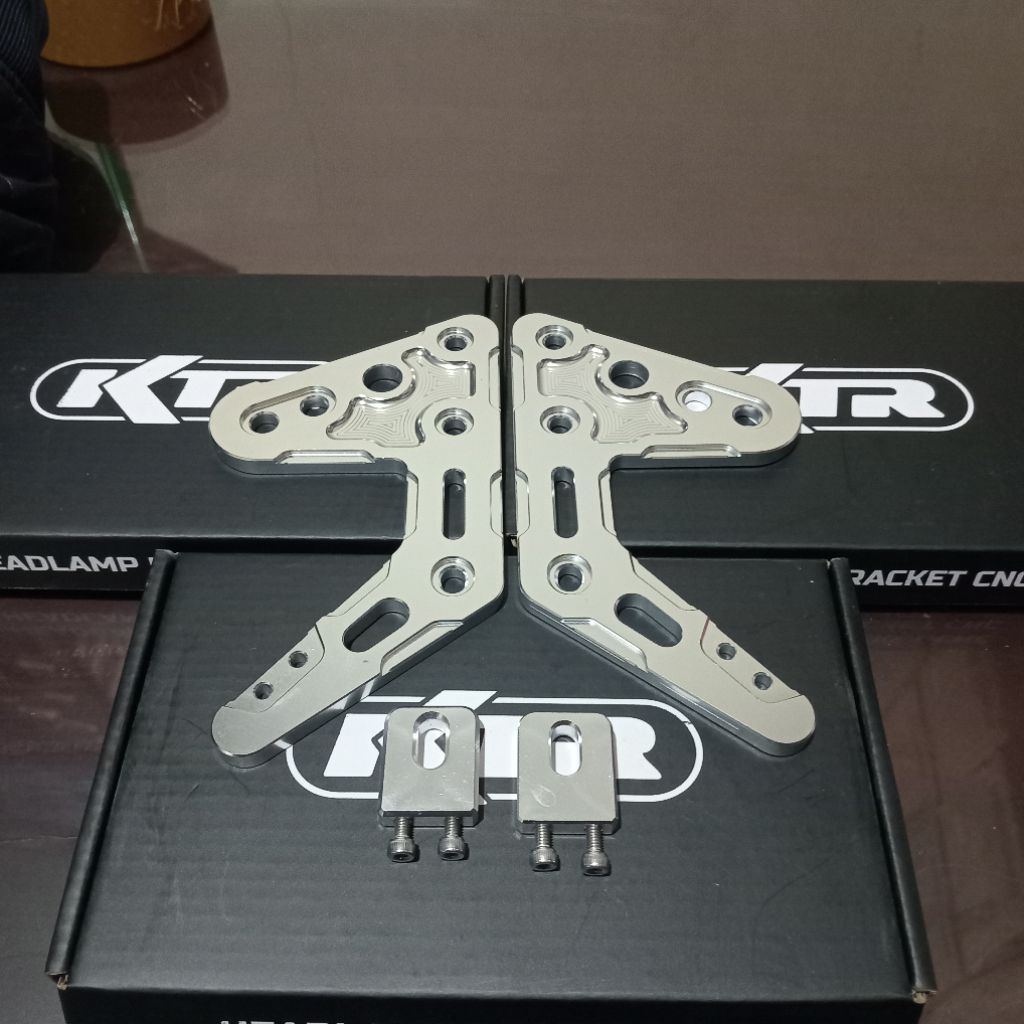 Breket kupingan lampu rx king full cnc merk ktr | breket kupingan lampu rx king cnc