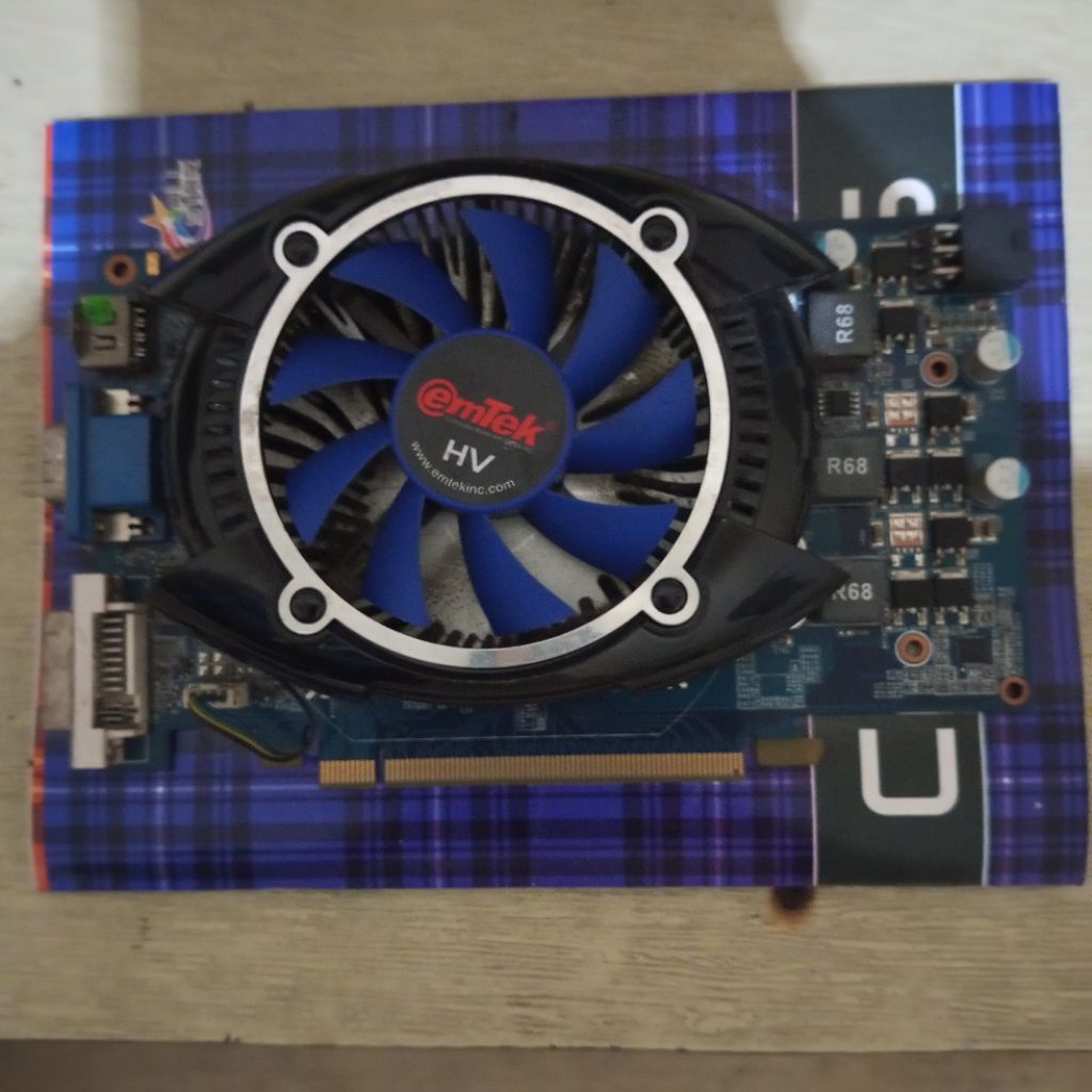 GTS 450 1GB DDR5 128bit