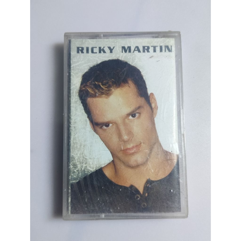 kaset pita album ricky martin