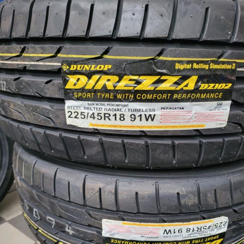Ban Dunlop Direzza DZ102 225/45 R18