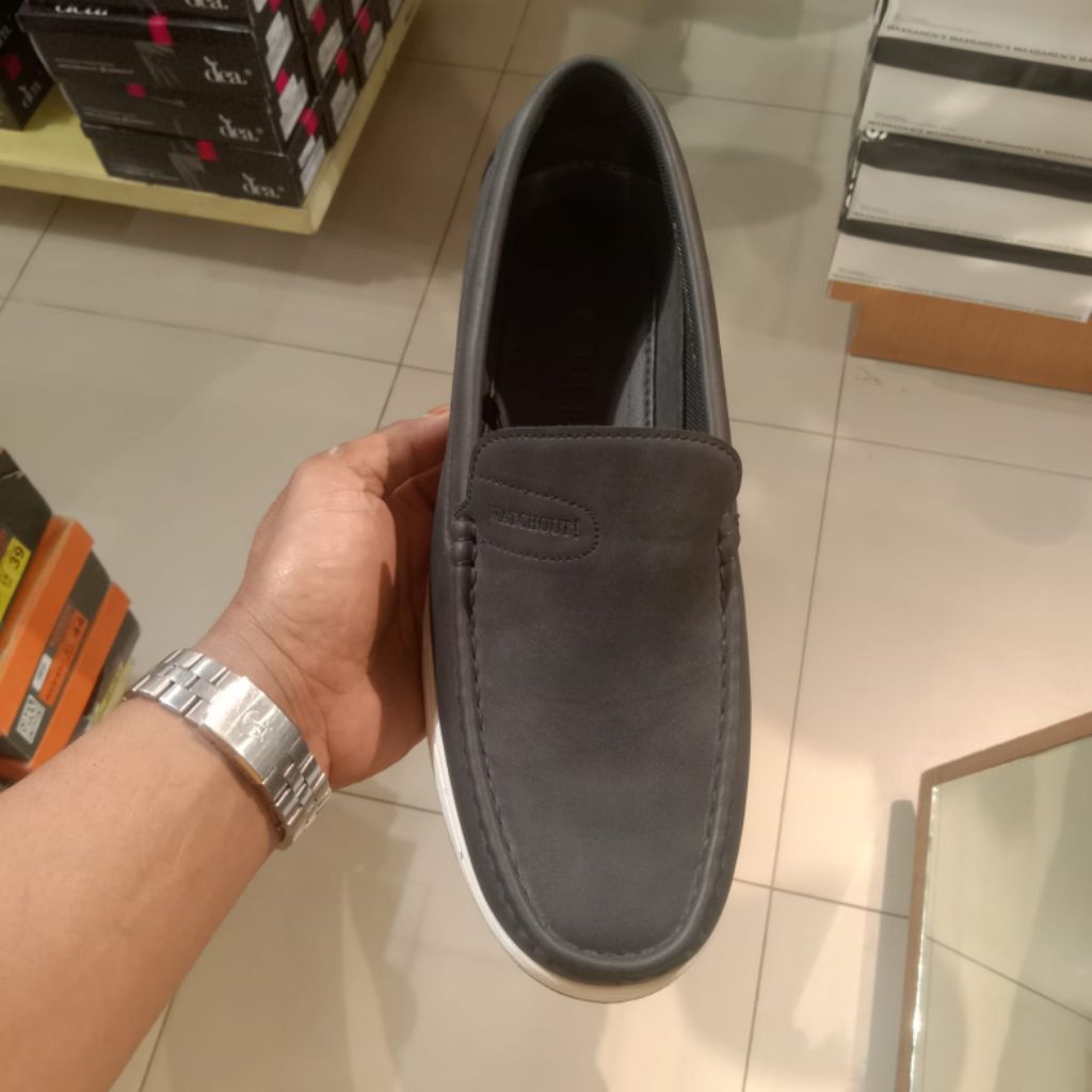 WATCHOUT SEPATU PRIA SLIP ON ORIGINAL