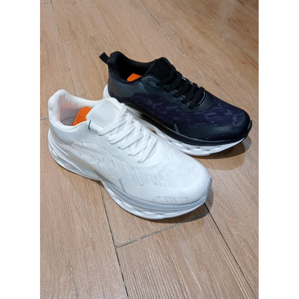 sepatu olahraga cowok dewasa model baru brand nevada sport