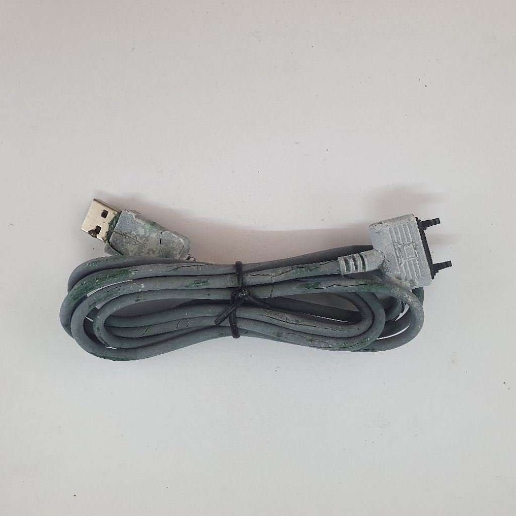 kabel data usb sony ericsson k750 k750i k790 k790i k800 k800i kabel kondisi rapuh