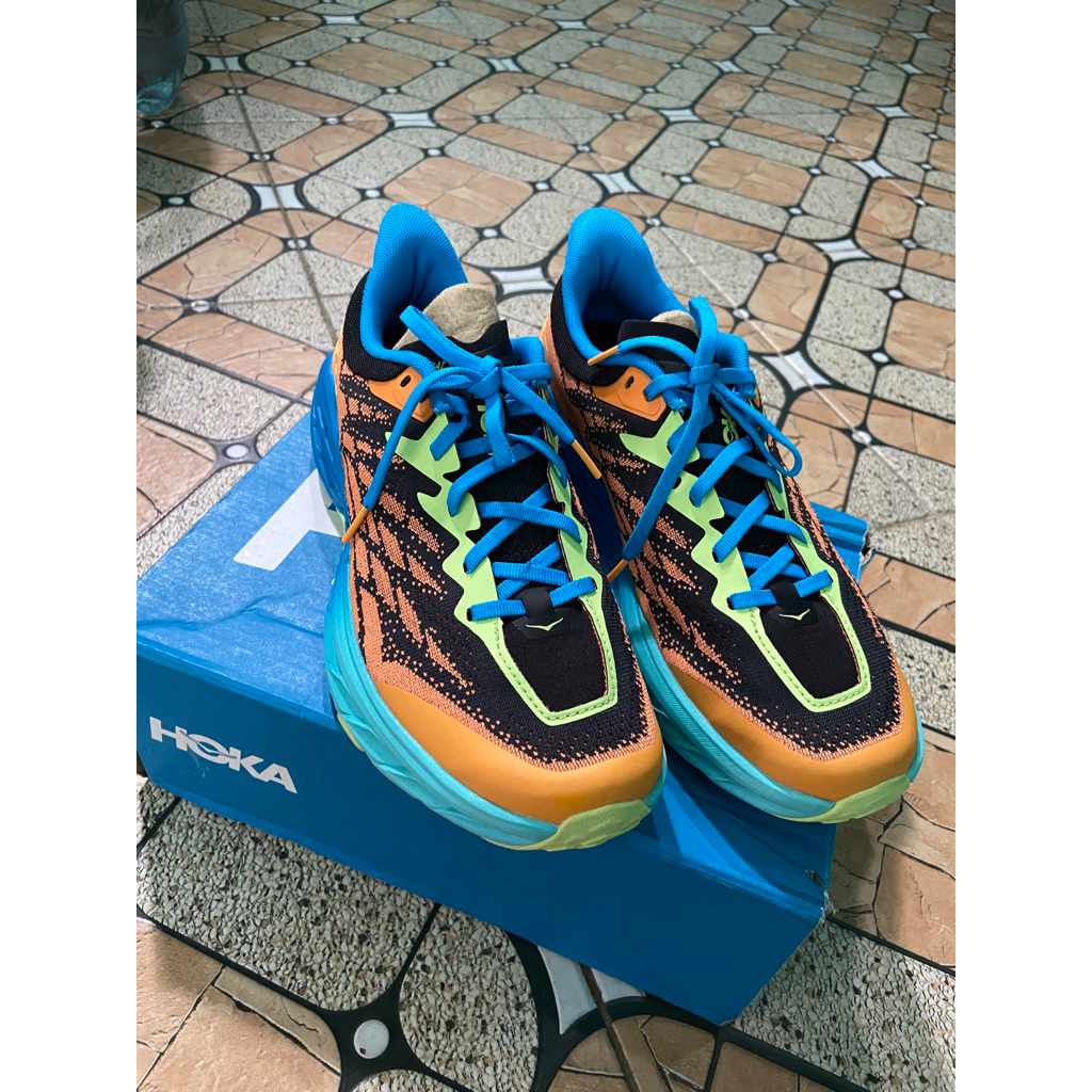 hoka speedgoat 5