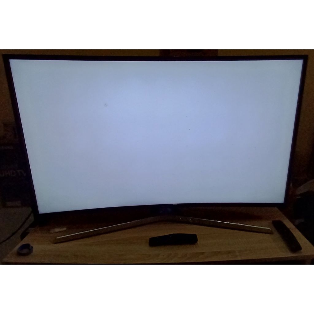 SAMSUNG SMART TV 6300 SERIES CURVED
