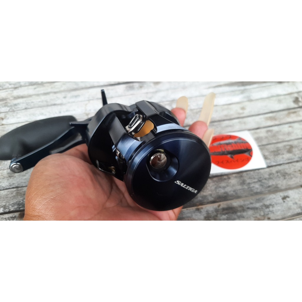 SECOND OVERHEAD REEL DAIWA 25 SALTIGA 300 STIR KANAN