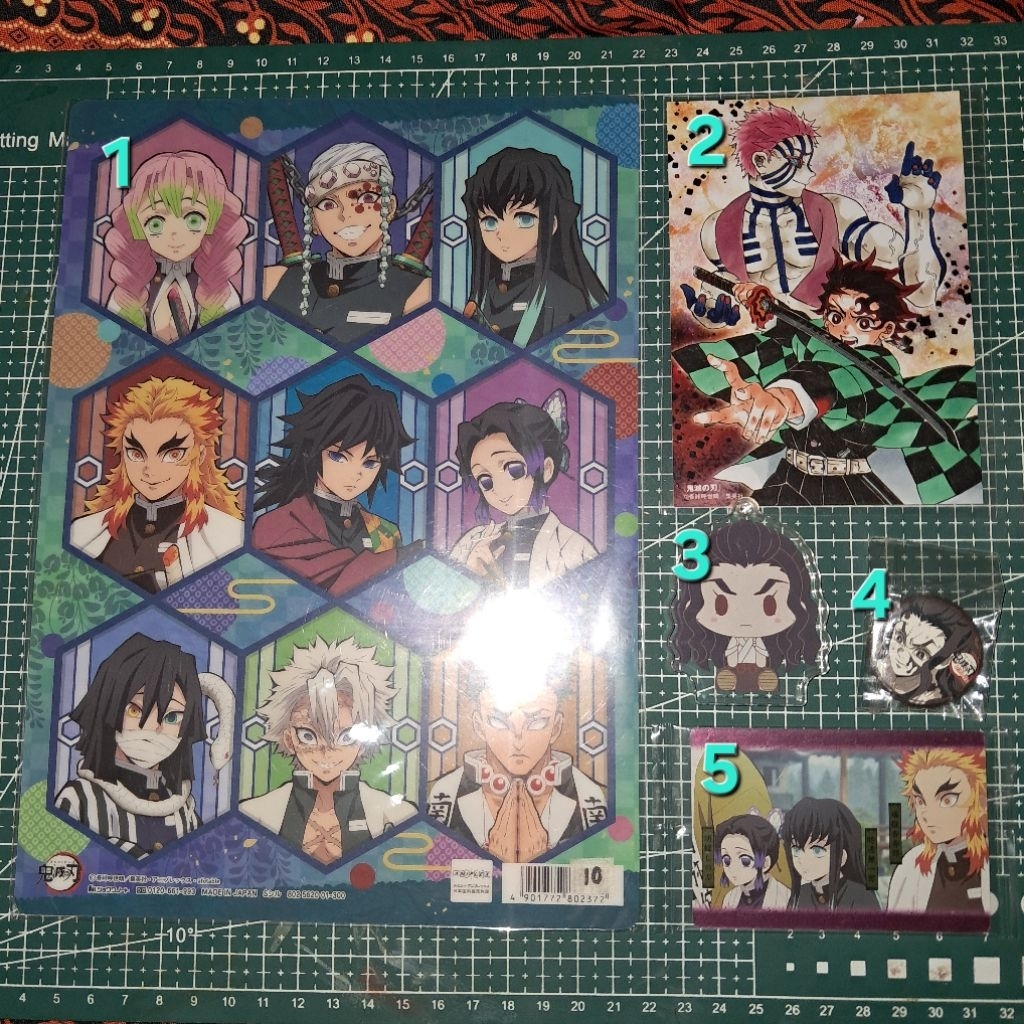 OFFICIAL MERCH KIMETSU NO YAIBA (DEMON SLAYER)