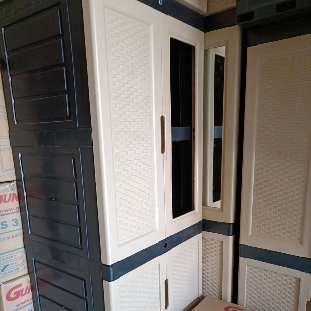 Lemari Pakaian Plastik Mini Susun 3 Tabitha Aquos Gunplas Include Kaca Cermin & Kunci