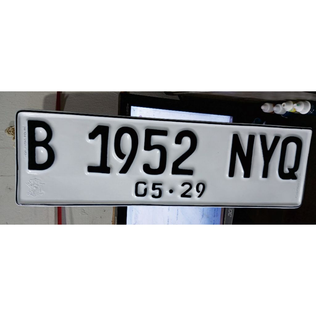 plat nomor polisi mobil standar samsat