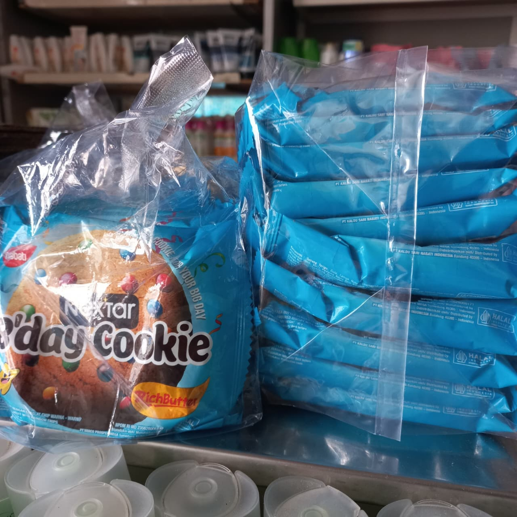 

NEXTAR B"DAY COOKIE MANIS DAN GURIH 1PACK ISI 10PCS