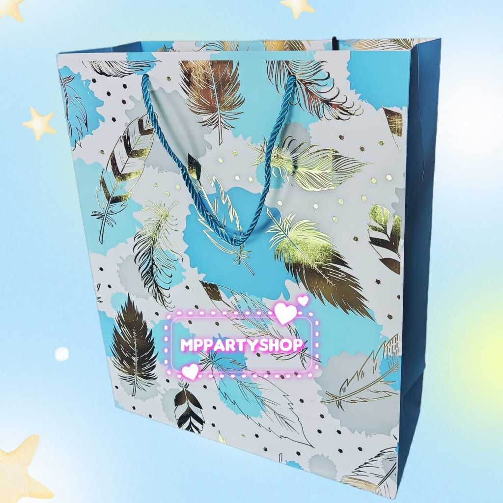 

PAPER BAG SEDANG MOTIF BULU EMAS UKURAN 25,5X9,5X31,5 CM/PAPER BAG MOTIF/PAPER BAG KADO