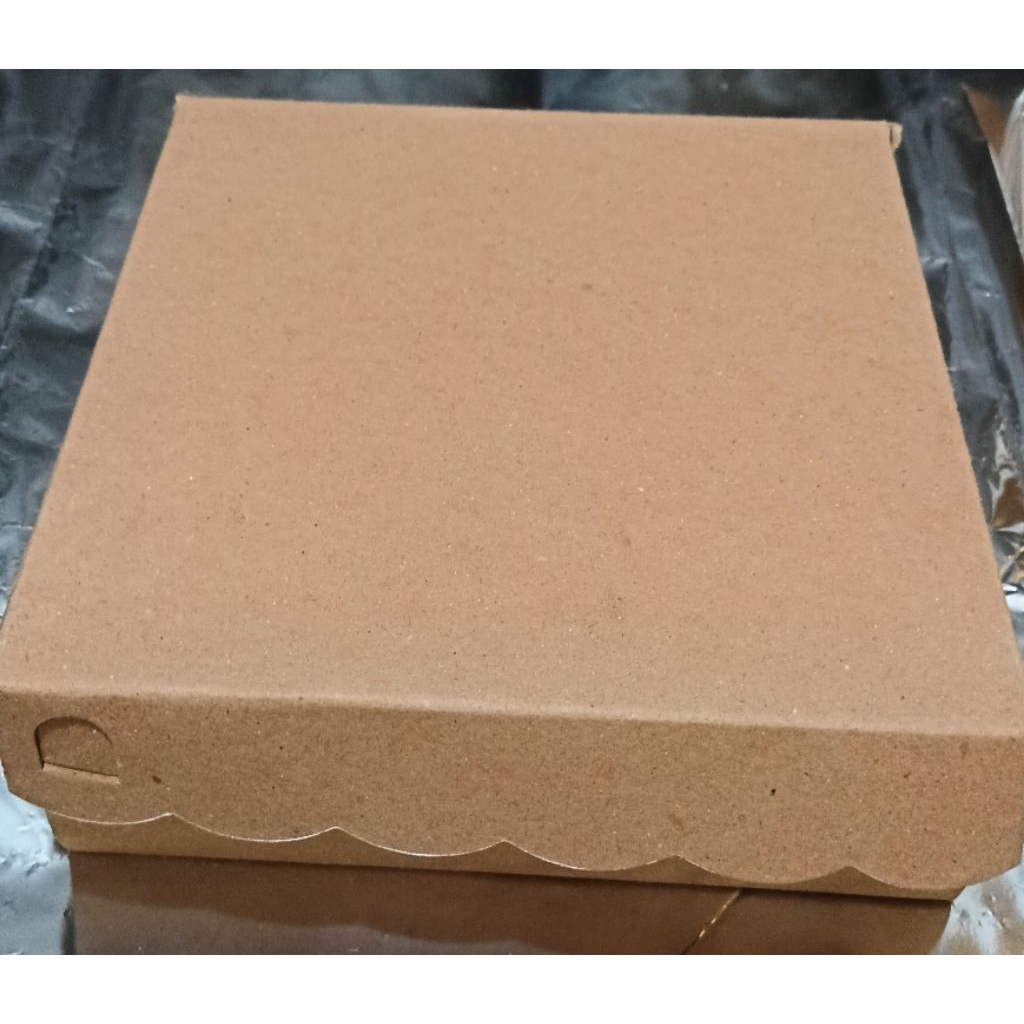 

(1pc)Dus nasi kotak Kraft tebal Uk.22x22cm/Dus nasi kotak R10B