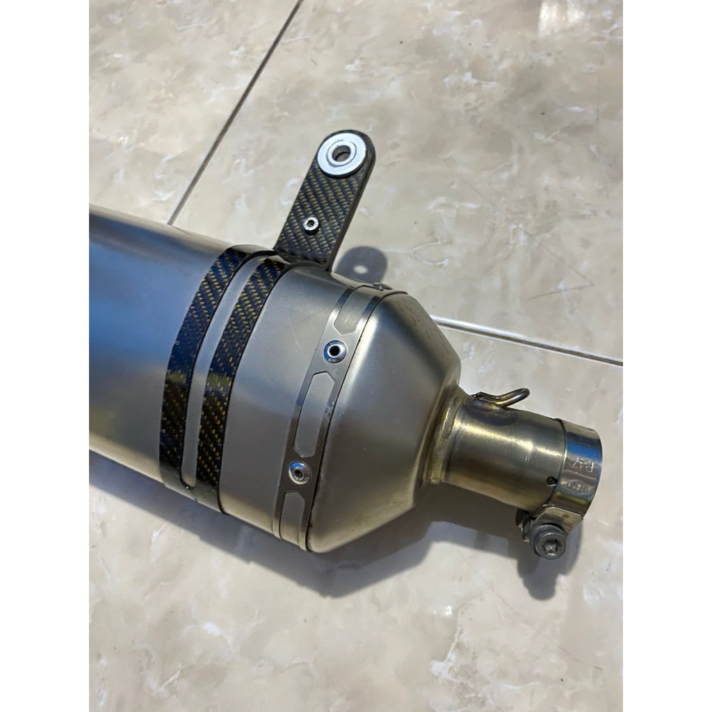 Akrapovic Slovenia Versys