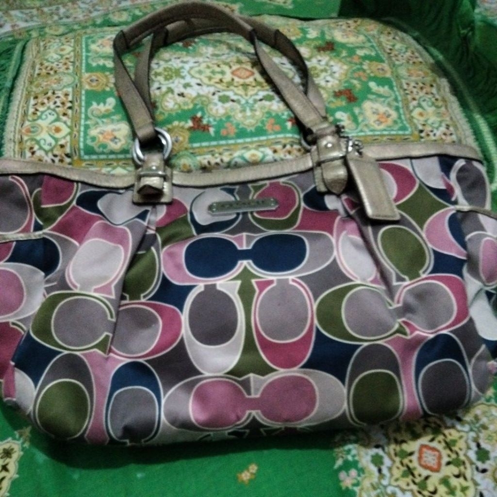 preloved COC nilon mic kulit