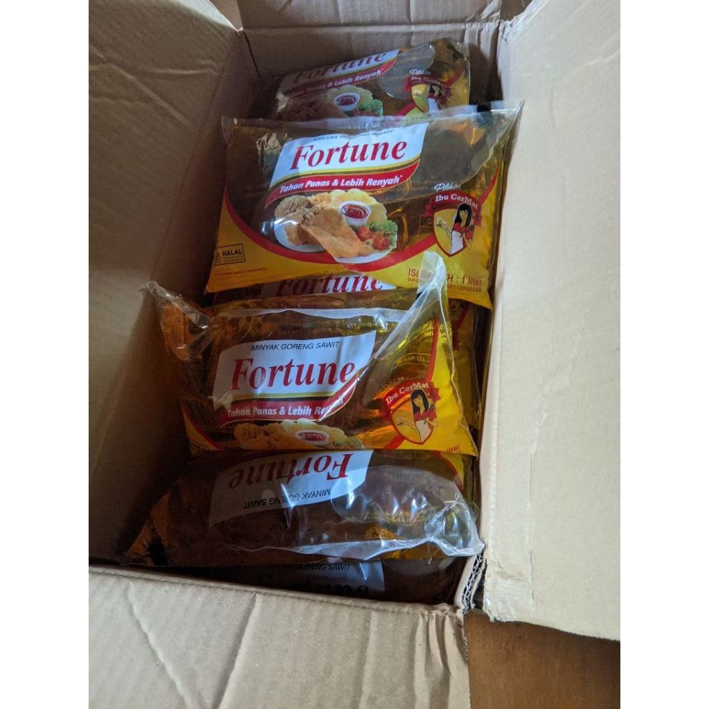 

Minyak Goreng Fortune Bantal 1 Karton 1 L x 12
