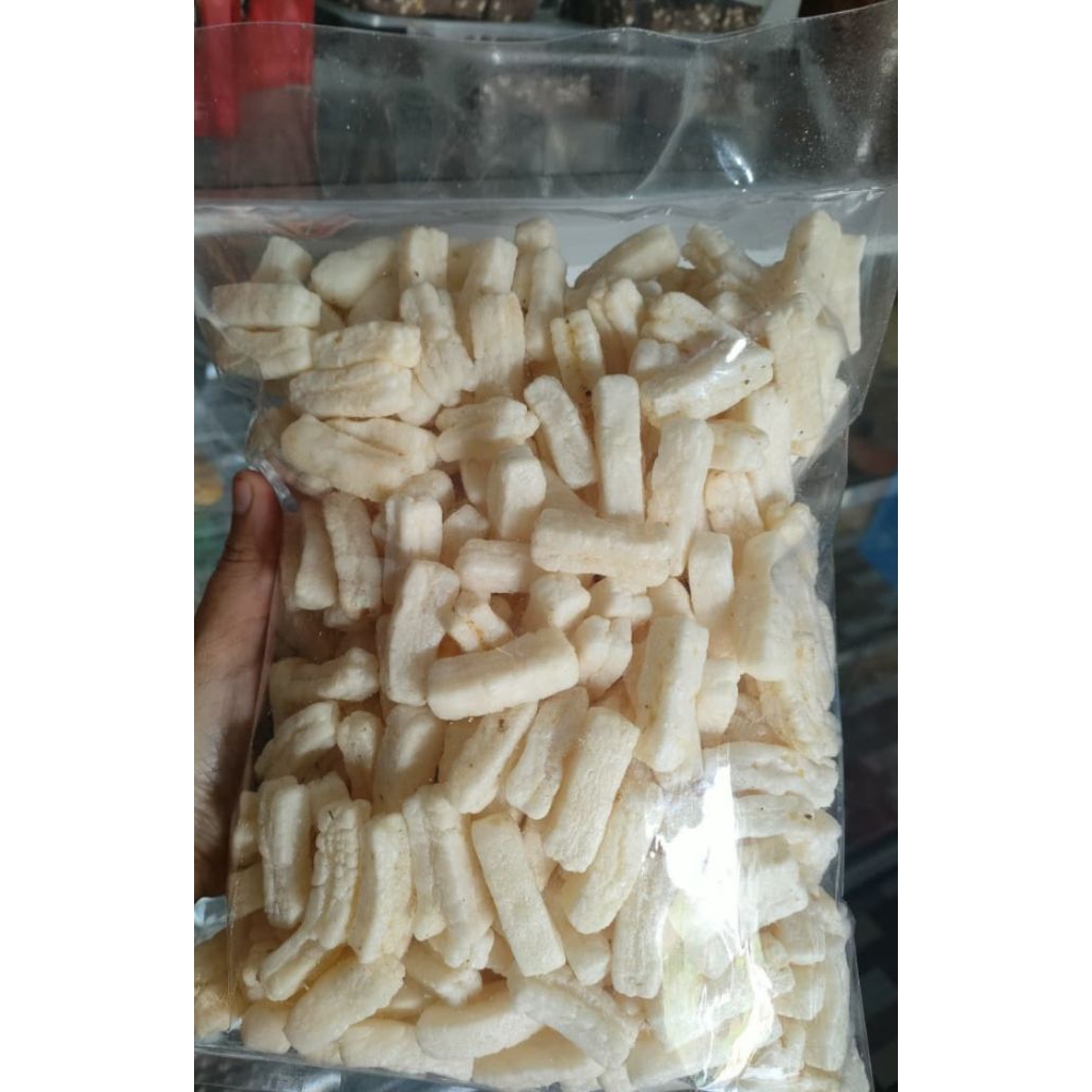 

250 gr kerupuk samit ikan/ kerupuk asin gurih Snack kiloan murah makanan ringan oleh-oleh bandung