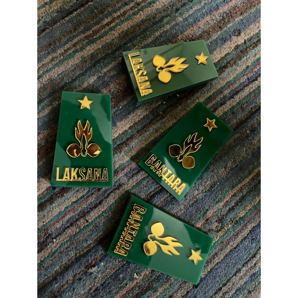 TKU bantara laksana akrilik timbul warna gold