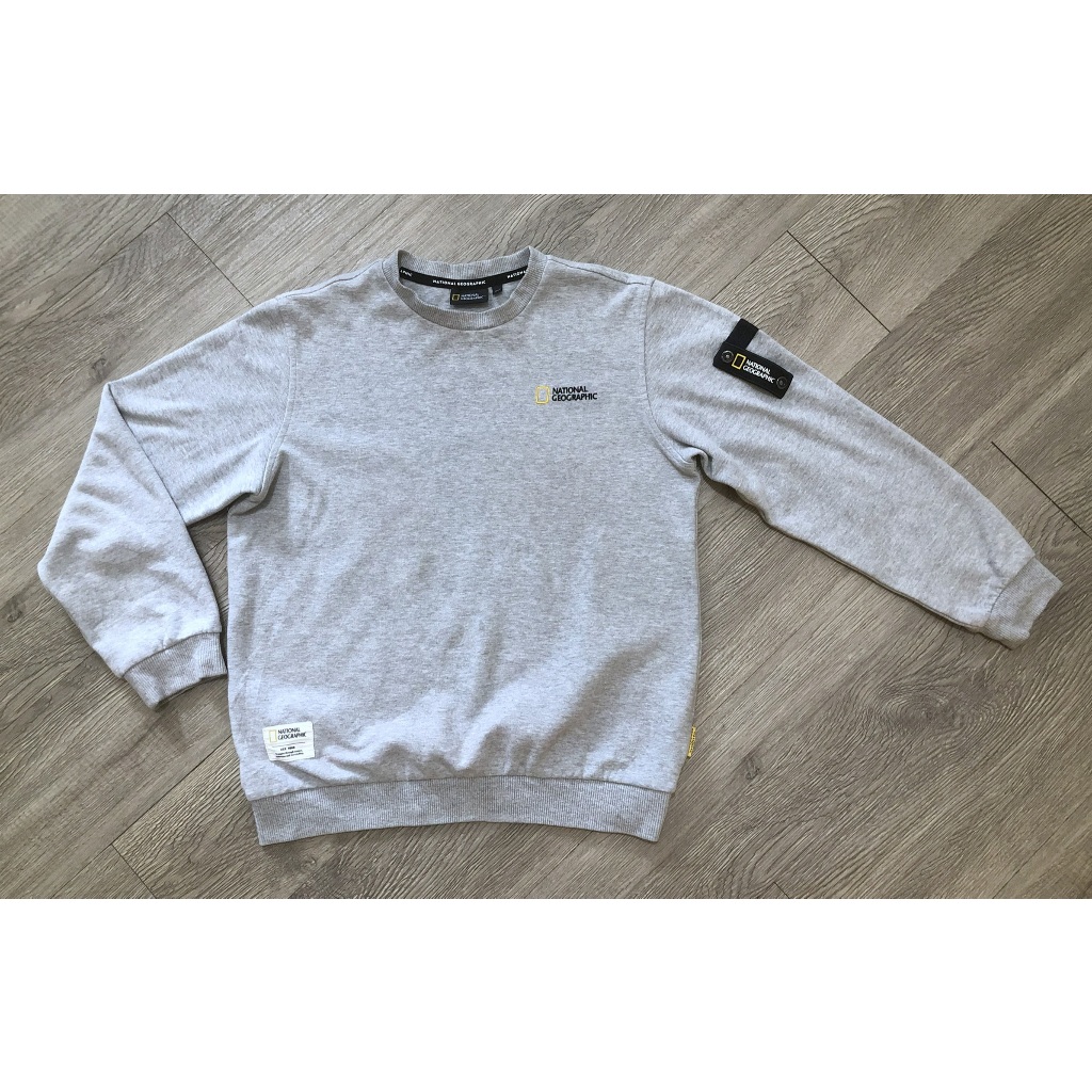 Jaket NATIONAL GEOGRAPHIC Crewneck Sweater Premium Remaja-Dewasa Second Preloved