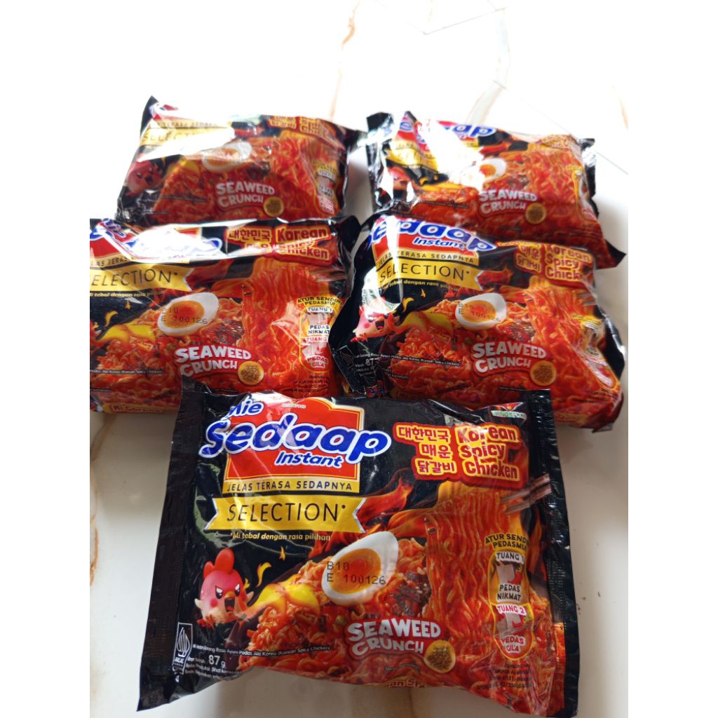 

MIE SEDAP KOREAN SPICY CHICKEN || MIE SEDAP SELECTION KOREAN SPICY CHICKEN