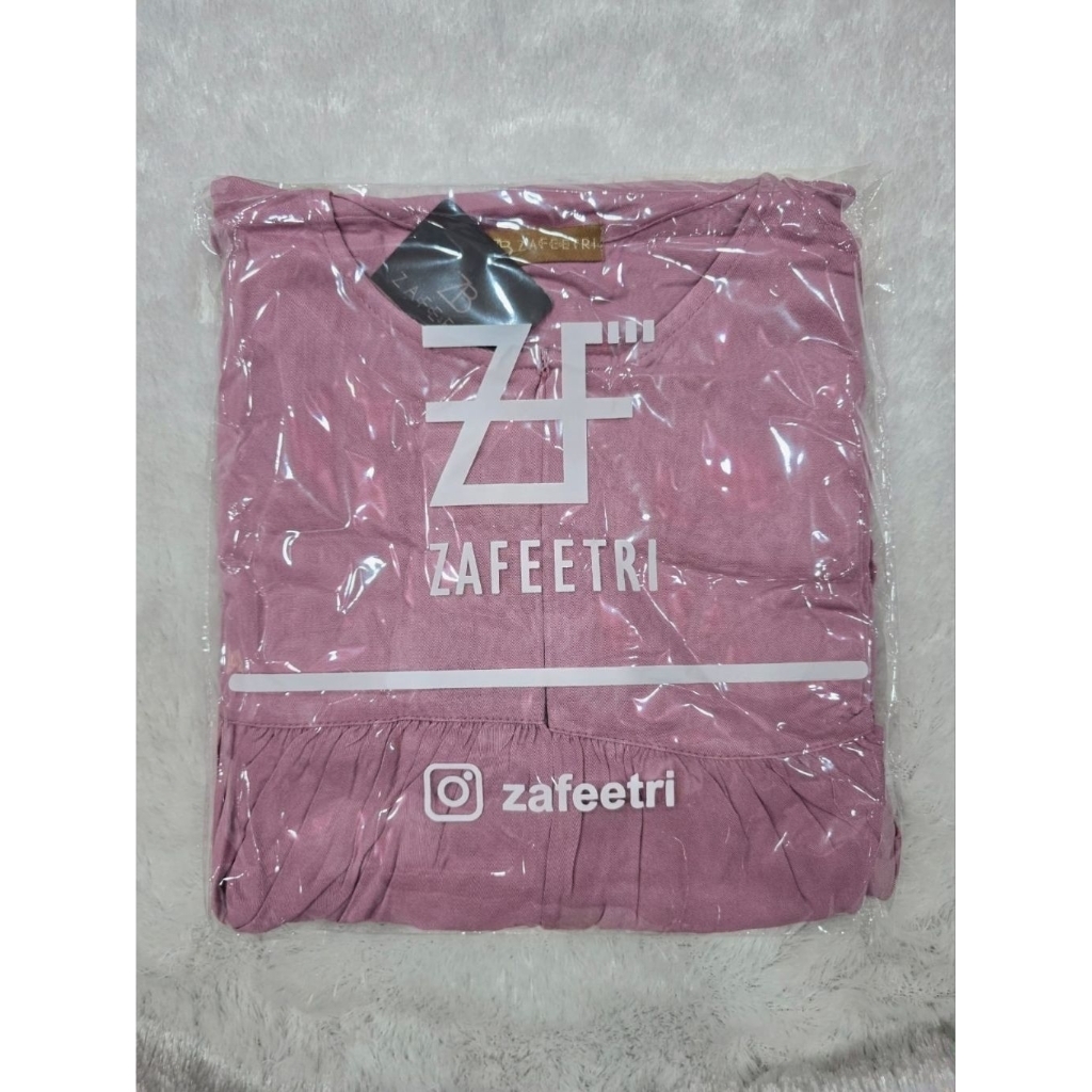 ZAFEETRI BASIC POLOS