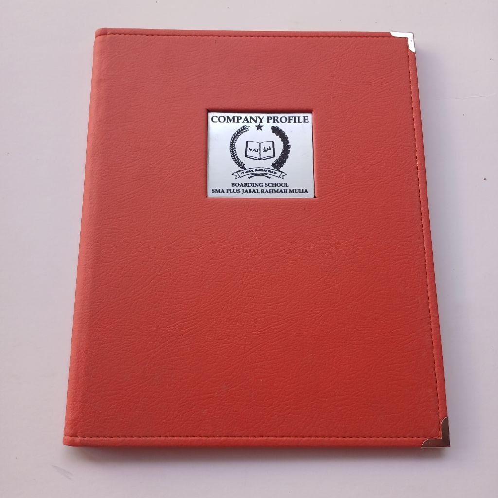 

cover menu caffe &hotell size a4 logo di grafir(grafo) di baud/ring