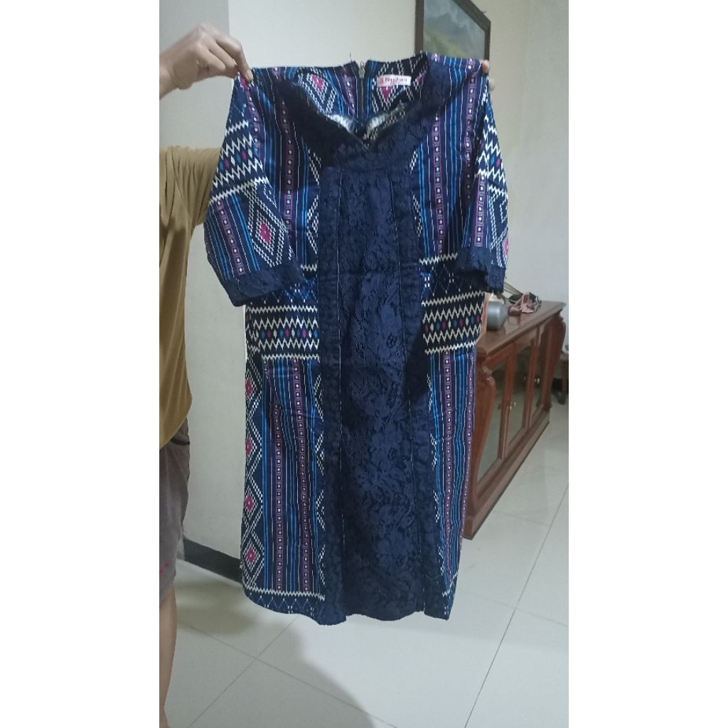 Preloved Dress Stretch Mix Brokat Wanita Biru Tua (Navy)