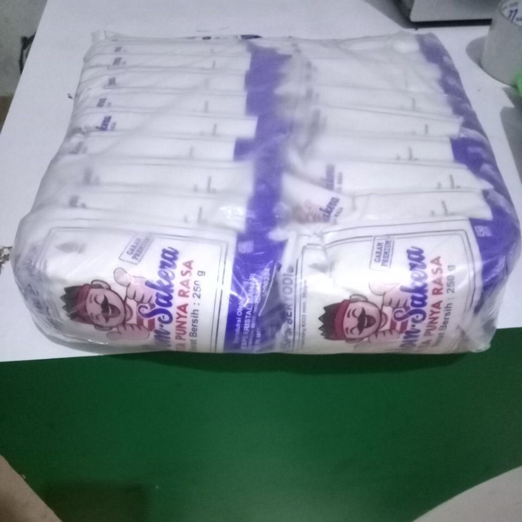 

Garam premium 1 kemasan isi 20 bungkus hanya Rp. 52000