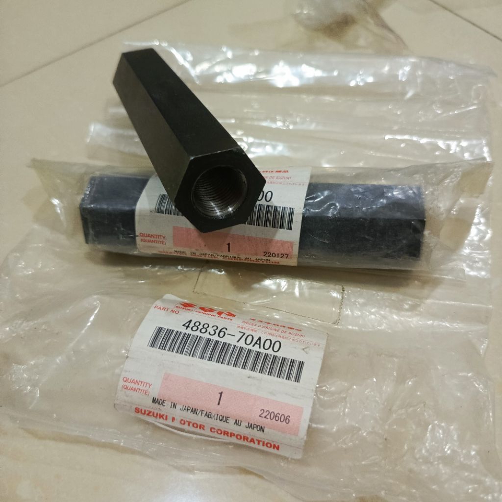 Connector Tie Rod End / Sambungan Tie Rod Ori SGP Suzuki Jimny Katana