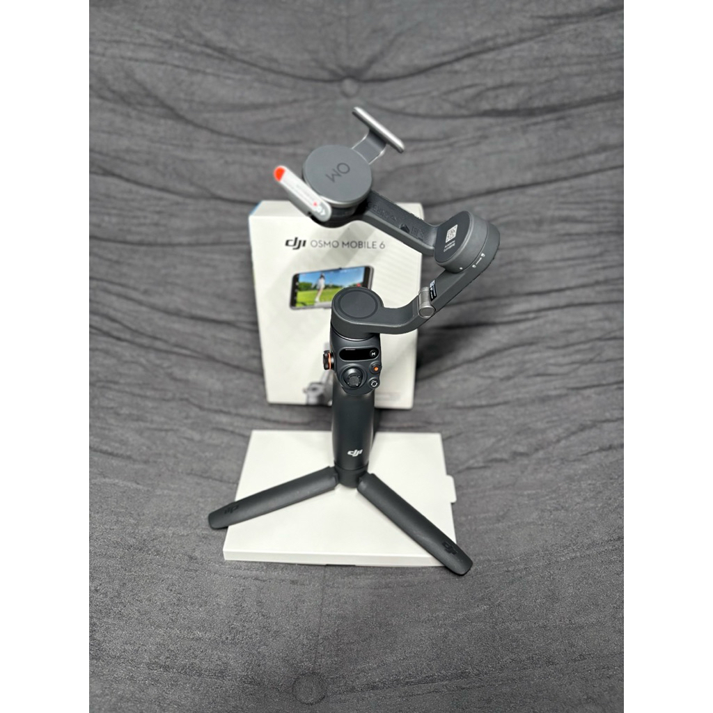 DJI Osmo Mobile 6